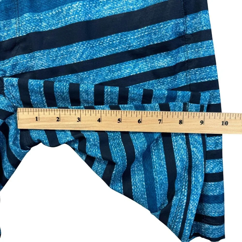 The North Face Shorts Men's 30 Blue Hybrid Striped Hidden Drawstring Lightweight